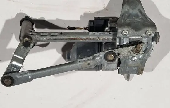 Seat Altea Front wiper linkage and motor 5P0955120A 5P0955024C