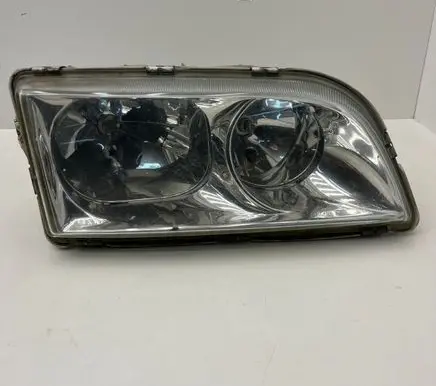 Volvo S40, V40 Headlight/headlamp 30899683