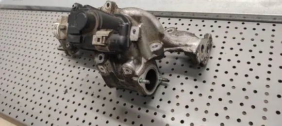 Nissan Tiida C11 EGR valve cooler 8200729079 211207