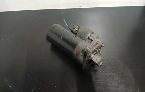 Volvo V70 Starter motor 1005831253
