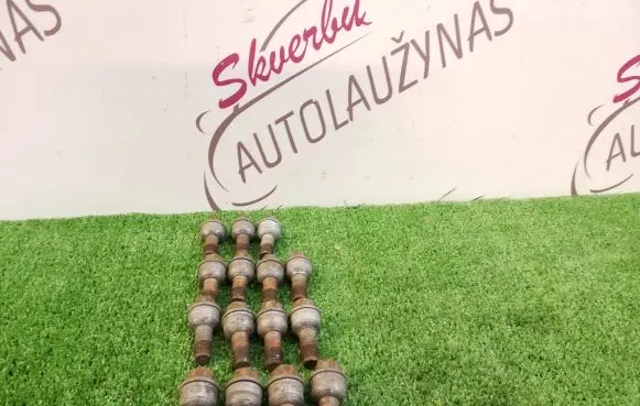 Volkswagen Touareg III Nuts/bolts 