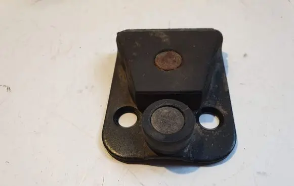 Land Rover Freelander Tailgate/trunk/boot lid buffer 