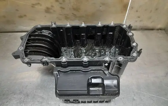 Citroen C5 Oil sump CT1Q-6675-AC