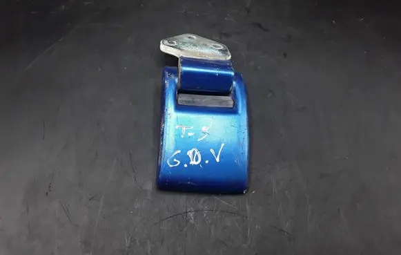 Volkswagen Transporter - Caravelle T5 Loading door upper hinge 7H0827152