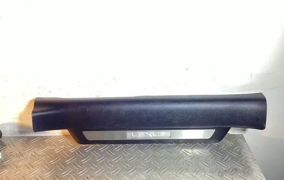 Lexus RX 450H Side skirt front trim 6791048070