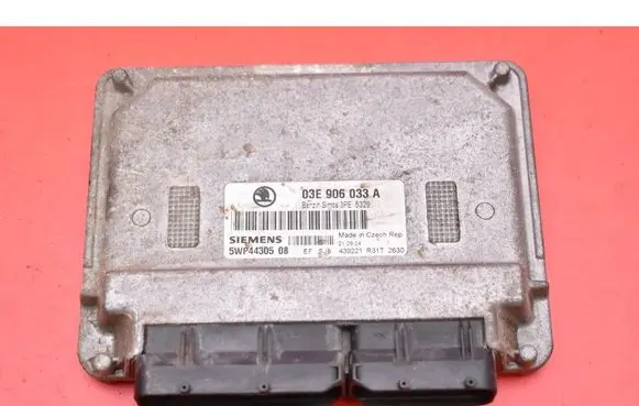 Skoda Fabia Mk1 (6Y) Engine control unit/module ECU 03E906033A
