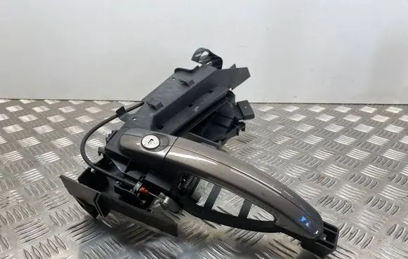 Ford C-MAX II Front door lock AM51U219A65AG AM5AU21813AC