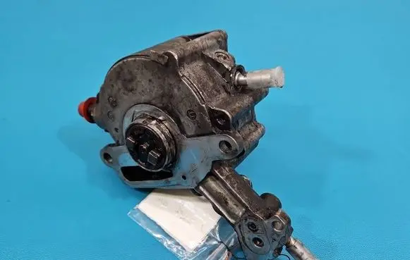 Volkswagen PASSAT B5.5 Vacuum pump 038145209C IMPRK1576216