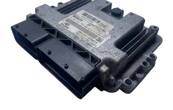 Hyundai Santa Fe Engine control unit/module 3910127825 0281012669 3910627825