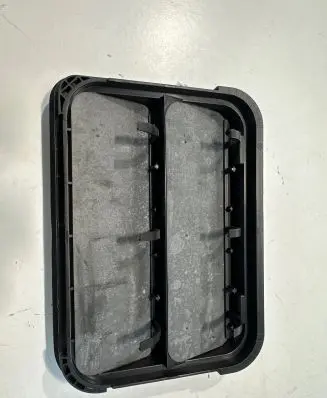 Peugeot 508 II Quarter panel pressure vent 9675506980
