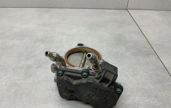 BMW X3M F97 Throttle valve 8053336