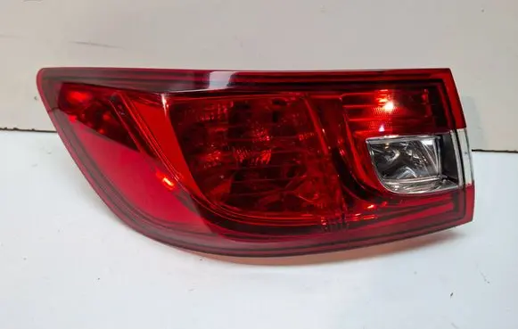 Renault Clio IV Rear/tail lights S27639488 265554091R