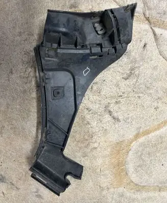 Volvo C30 Rear bumper mounting bracket 30655938 3065593