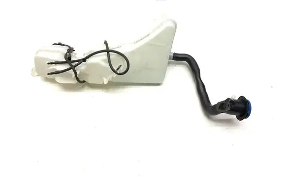 Volvo XC60 Windshield washer fluid reservoir/tank 31662335