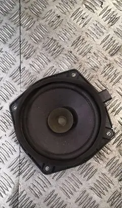 Mitsubishi Pajero Front door speaker mr306819