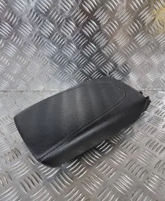 Opel Insignia B Armrest 