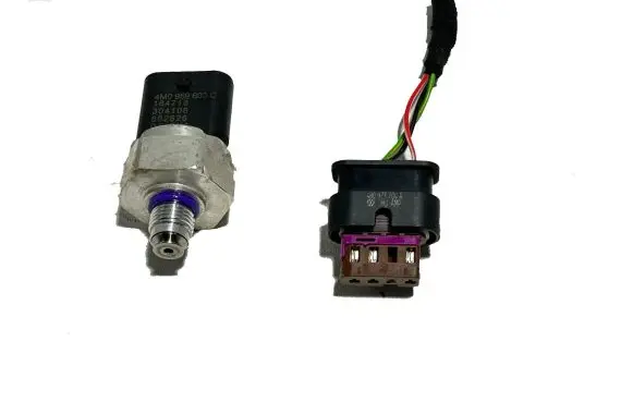 Volkswagen Golf VII Air conditioning (A/C) pressure sensor 4M0959603C 20385