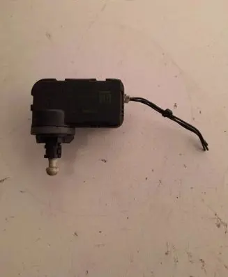 Opel Insignia A Headlight level adjustment motor PA66GF30