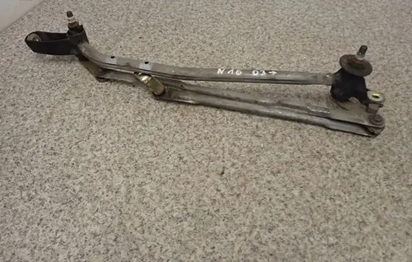 Nissan Almera N16 Front wiper linkage 
