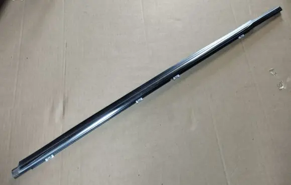 Peugeot 4007 Front door glass trim molding