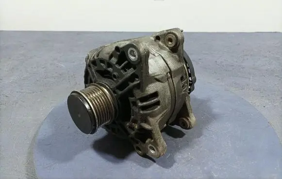 Mitsubishi Outlander Generator/alternator 06F903023F