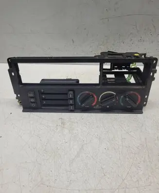 BMW 5 E34 Climate control unit 8351115