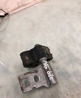 Mercedes-Benz GLC C254 Muffler mount bracket/holder A2534906600