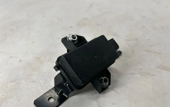 Maserati Ghibli Tire pressure control unit 670032509