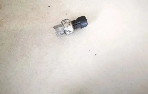 Opel Vectra C Air conditioning (A/C) pressure sensor 09131721