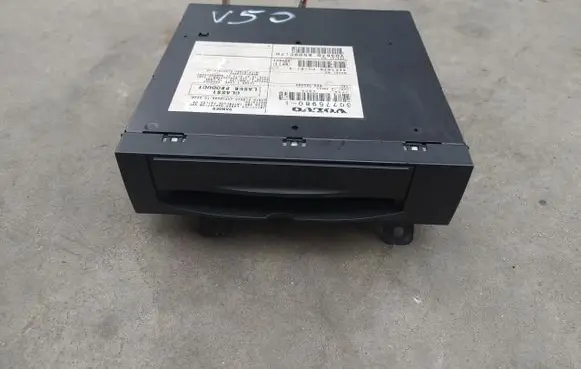 Volvo V50 Navigation unit CD/DVD player 30775980