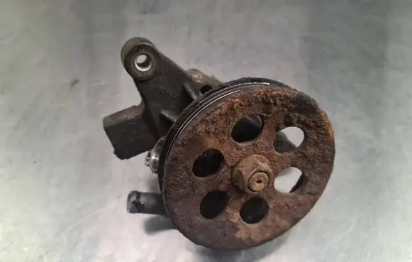 Honda HR-V Power steering pump 022588Y