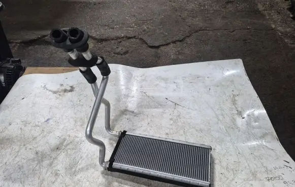 Lexus IS 220D-250-350 Heater blower radiator