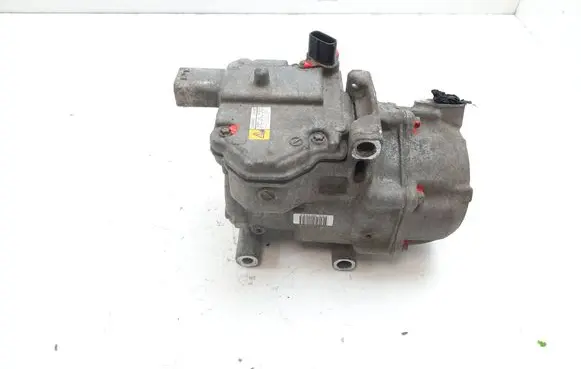 Toyota Auris E180 Air conditioning (A/C) compressor (pump) 0422001031