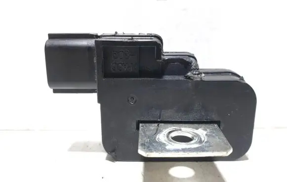 Suzuki Grand Vitara II Sensor PA66-30G