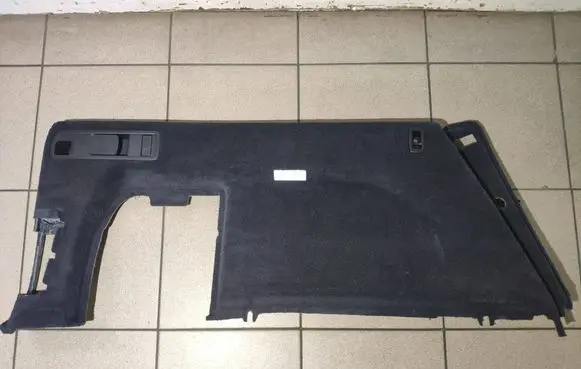 Trunk/boot side trim panel