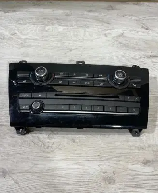 BMW X3 F25 Climate control/heater control trim 9354077