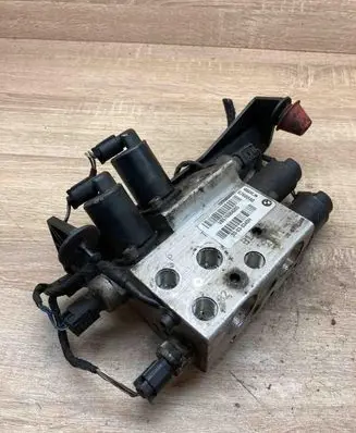 BMW 5 E60 E61 Active stabilizer control/valve assembly 6760840