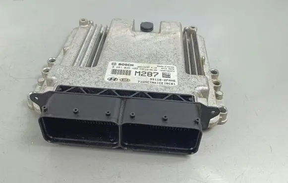 KIA Sorento Engine control unit/module 0281035409