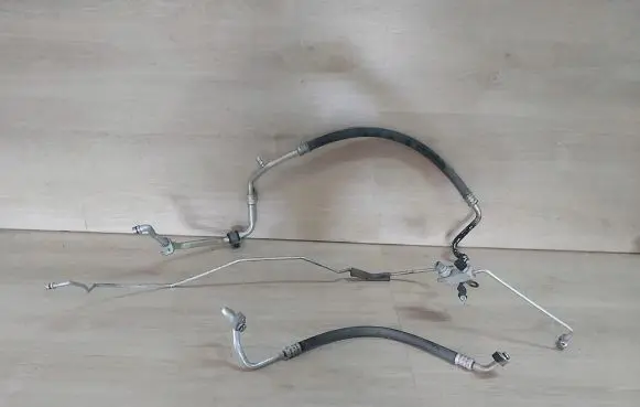 Toyota Tundra II Air conditioning (A/C) pipe/hose
