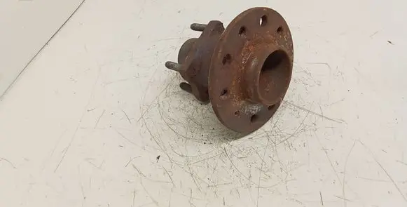 Opel Zafira A Rear wheel hub