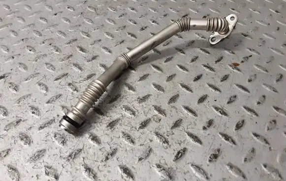 Dacia Sandero III Coolant pipe/hose 151989887R