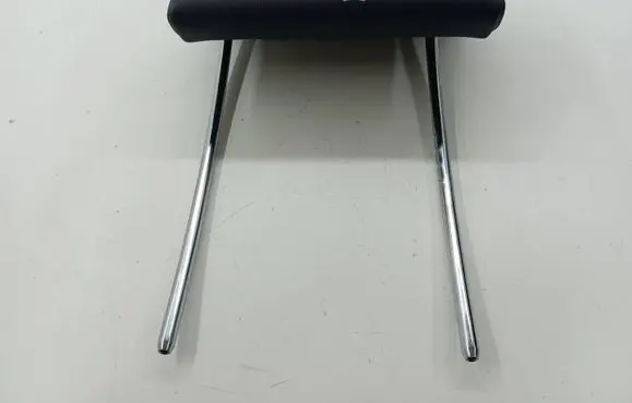 Mercedes-Benz B W245 Rear seat headrest 