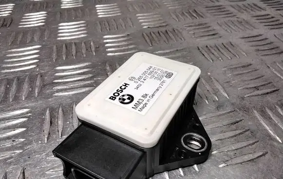 BMW X3 E83 ESP acceleration yaw rate sensor 3417699 3006798