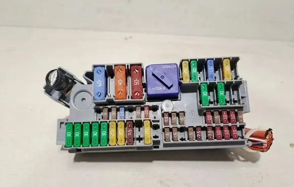 BMW X5 G05 Fuse box set 6807487 4525944