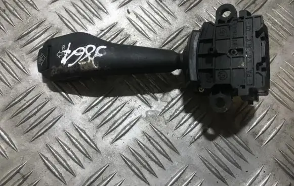 BMW 3 E46 Indicator stalk 8363668k 0110401025