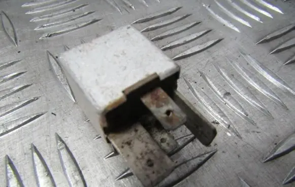Ford Sierra Other relay v2303406x22 v23034-06-x22