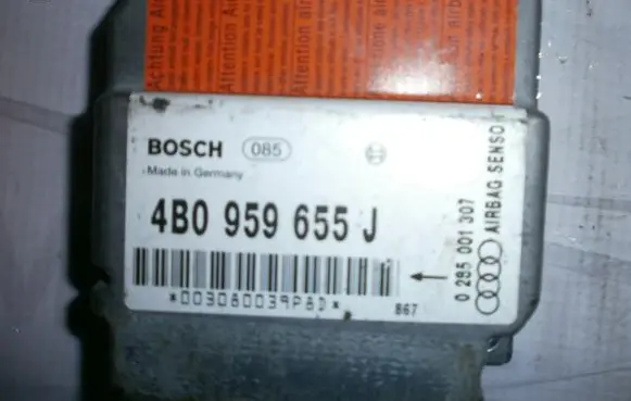 Audi A6 S6 C5 4B Airbag control unit/module 4B0959655J 0285001307