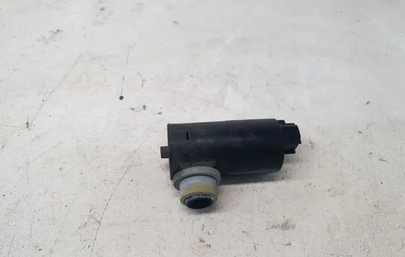 Toyota Auris 150 Windscreen/windshield washer pump 30891 080504B 604397