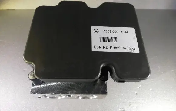 Mercedes-Benz C W205 ABS Pump A2059002944