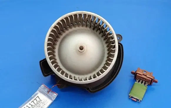 Fiat Bravo Heater fan/blower 5G7833100